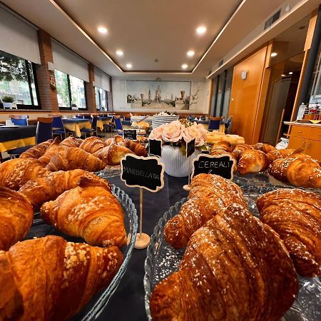 Hotel Nettuno 索托马里纳 外观 照片