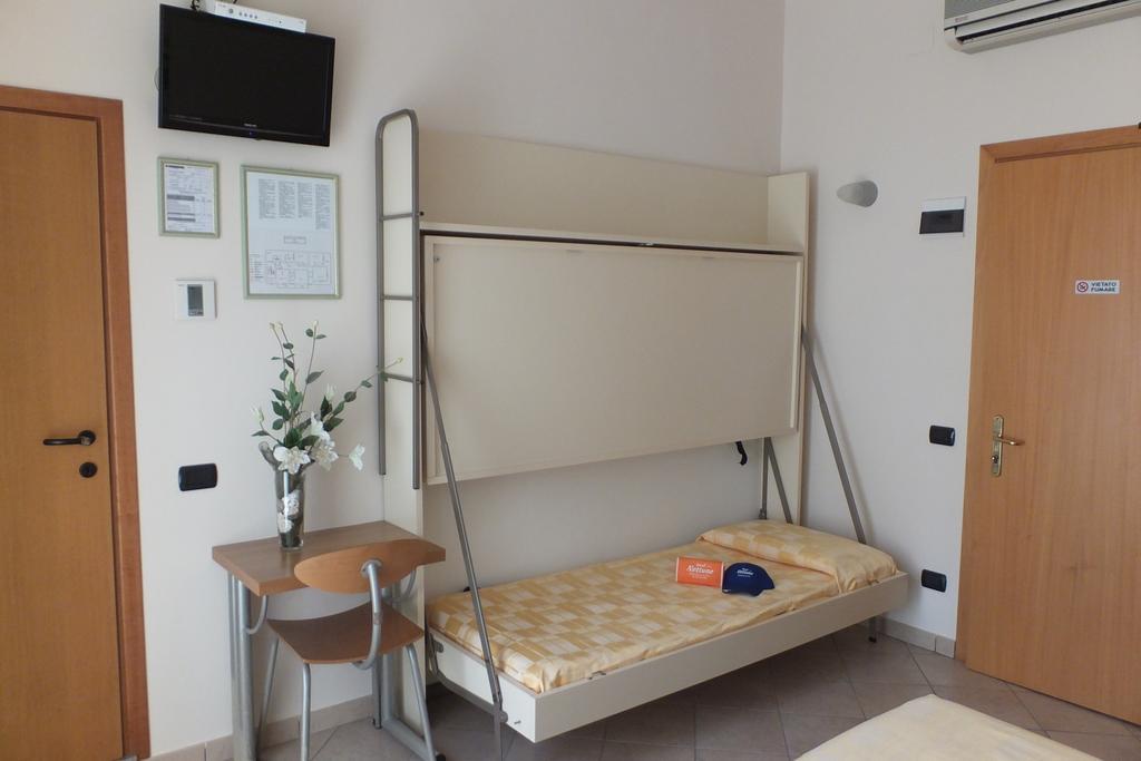 Hotel Nettuno 索托马里纳 客房 照片
